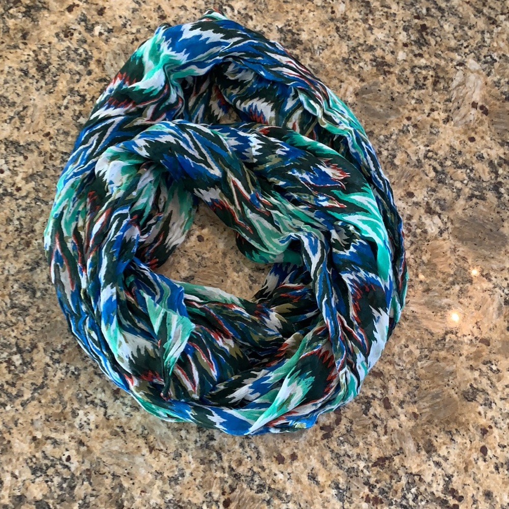 Lulla collection by Bindya Infinity scarf